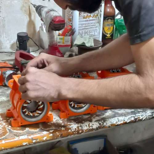 تعمیر کار ویبره بدنه